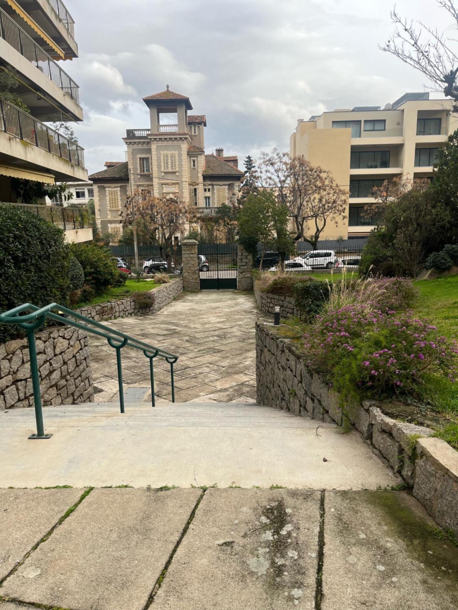 Appartement Douillet En Ville Ajaccio  Exteriör bild